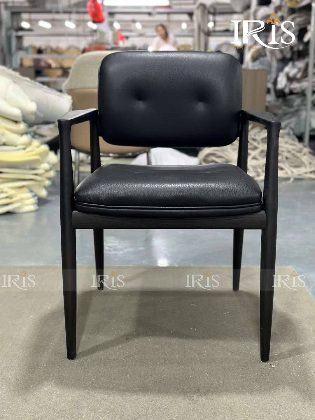 Ghế Ăn Minotti Yoko Bọc Da Màu Đen